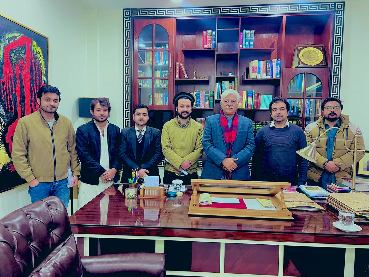 PTM delegation meet with prominent lawyer @SaqiClc and invited him to tomorrow PTM Lahore protest against the illegal detention of PTM chief #ManzoorPashteen in Punjab through fake 3MPOs. The protest will take place in liberty chowk at 3:00 PM. #ReleaseManzoorPashteen