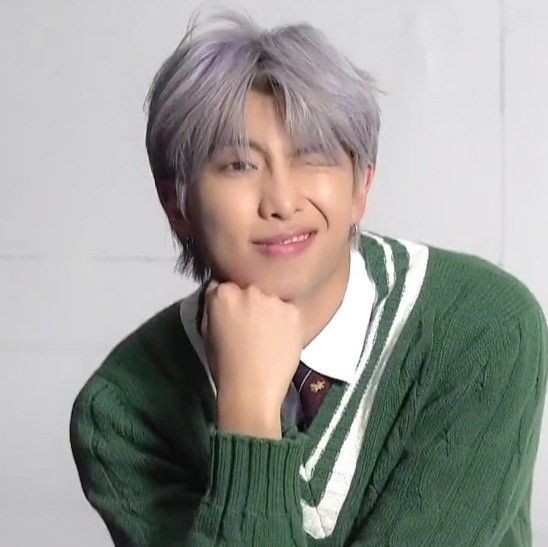 styleseven_'s tweet photo. ★— Este hilo tomará un significado especial para ti en cuanto lo habras.
           
              ★ Versión Namjoon.★ https://t.co/yaZnOdJ1dV
