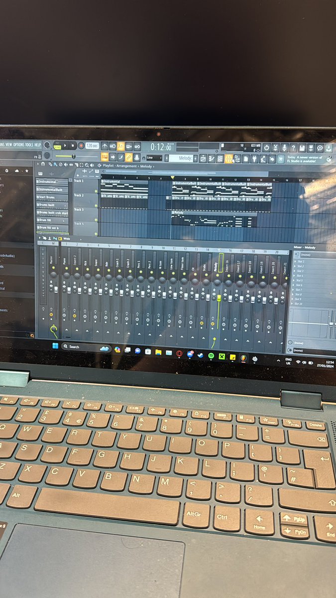 plk_michael's tweet photo. Working on some relaxing music to enjoy whilst killing some chickens on the road 👍

@GoldenLampGames 
#AGLjam24 #GGJ24 https://t.co/dXxwanQxEo