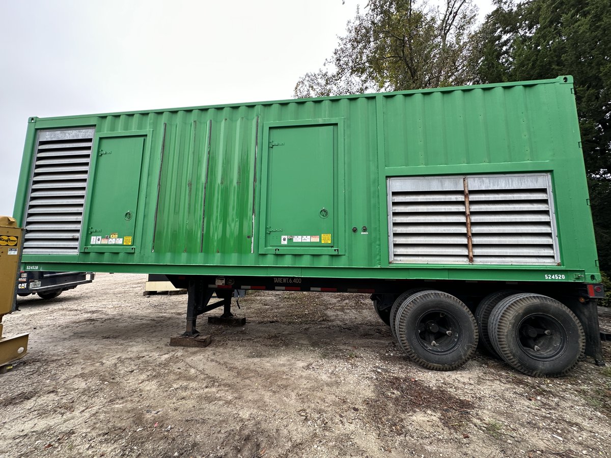 Generatr_Source's tweet image. Gotta love the green machine! This colorful trailer houses a Kohler/Detroit genset offering 600 kW of prime diesel power. More at ow.ly/c7Sp50QsFs5.

#GreenMachine #KohlerGenerator #DetroitDiesel #Trailer
