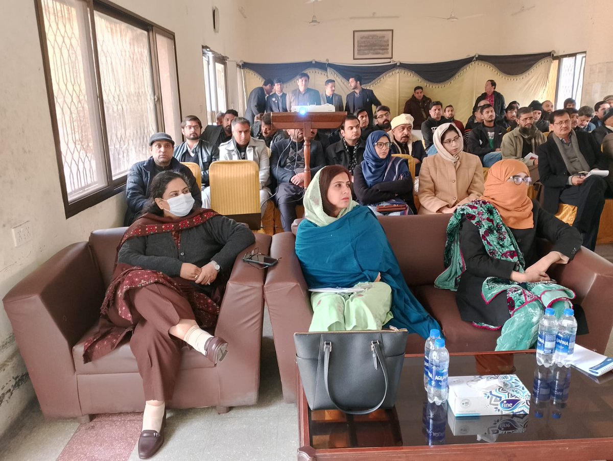 IPRE_Customs's tweet photo. Enforcement and Brand Awareness Training conducted by Directorate of IPR Enforcement @Pak_Customs in collaboration with Fair Services &amp; Consultancy to train around 50 Customs Officers and Clearing Agents at Mughal Pura Dry port, Lahore.
@FBRSpokesperson https://t.co/PZ5HpgmMz7