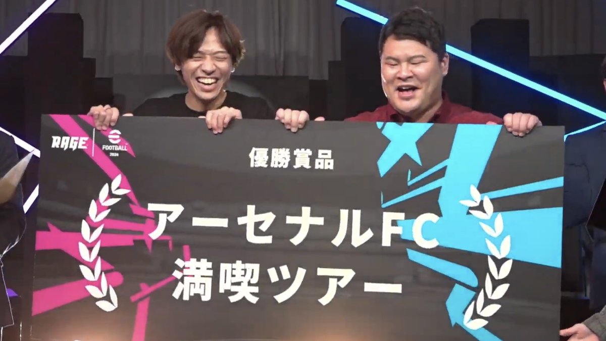 llTwkWRfvnWZ1Lh's tweet photo. マザーさんけんきさんヘンディーさんありがとう！！！！！！！俺アーセナルいくよおおおおおおおお！！！！！！！！！！ https://t.co/3cHQi4RG9B