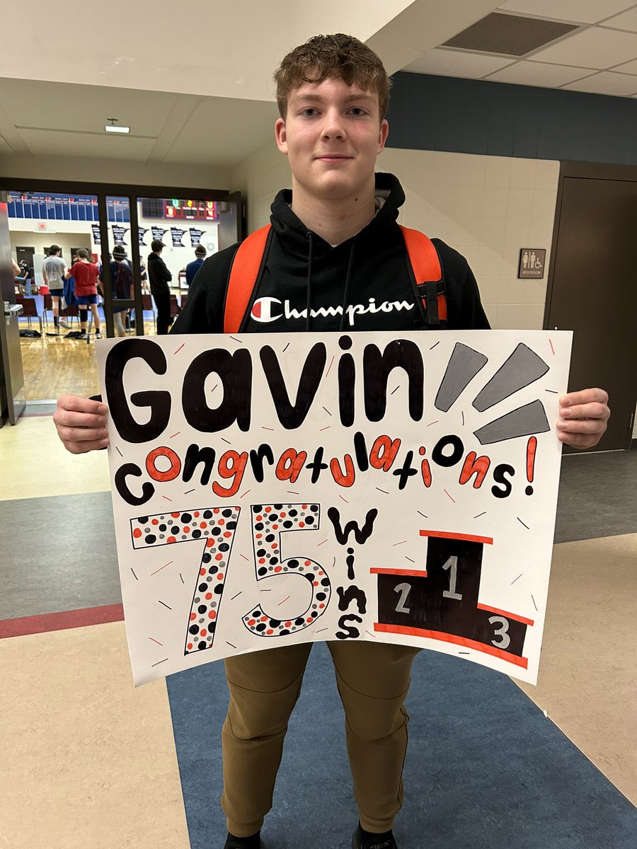 Gavin took his 75th career win tonight!! Way to go!

🤼