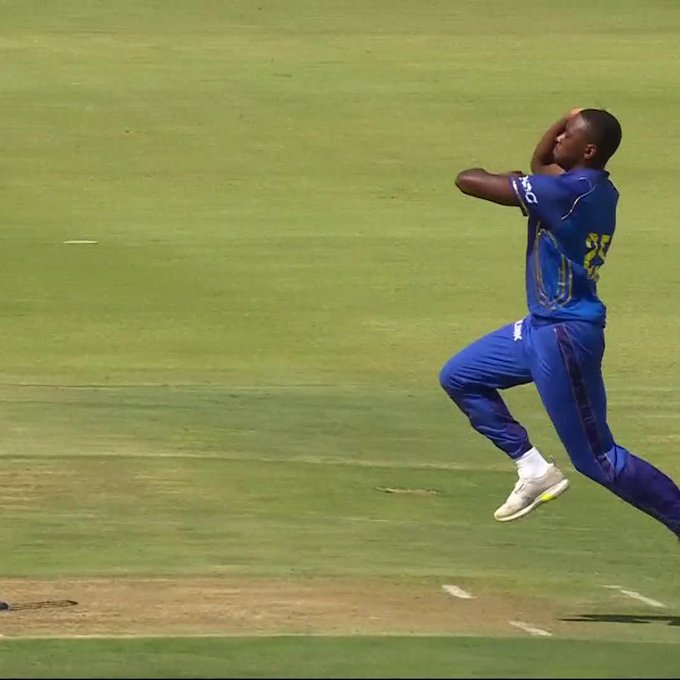 Screamer from Pollard 🙌 📹 Credits: Twitter/SA20_League