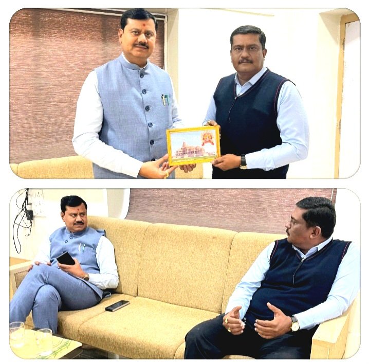 MWadhwaniya's tweet photo. It was an absolute honour and privileged to receive #PrabhuShri_Ram_Mandir_Smruti_Bhet from Hon. MLA Shri. Jagdish Makwana ji [62- Wadhwan Assembly/Deputy Chief WHIP, GoG]  today. May the teachings of Lord Ram guide us towards a righteous and compassionate path.
@JagdishMakwana_ https://t.co/pjls9zAvM0