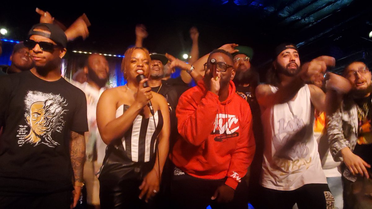 It’s great to see our favorite person @MegaRan wearing a #TheWrestlingClub hoodie during his performance last night at the #BattleRumble in Ybor City. @wallflowerperry would be proud! 🙏🏽🎤

#SaveOurStages #WrestleAndFlow #RoyalRumbleWeekend #Tampa #TWC 
@IamLioRush