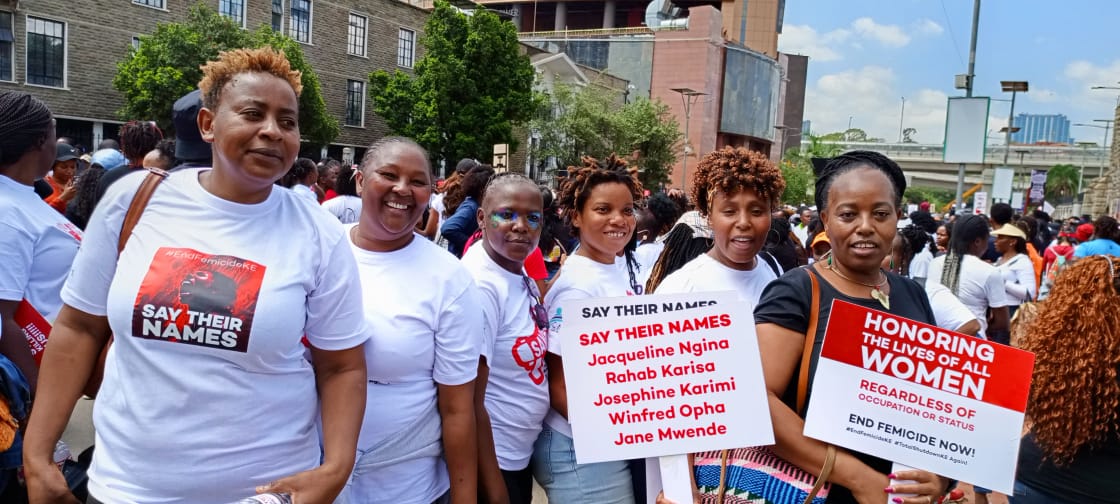 WHRDhub's tweet photo. #TotalShutDownKE
Every lost life is one too many!
Today, we participated in a protest, condemning the increasing incidents of femicide in Kenya. We strongly advocate for the involvement of all stakeholders in the collective fight against femicide.#EndFemicide #stopfemicide https://t.co/vKbgKb6jrU