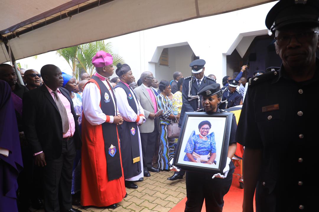 WhiteBearCOMM's tweet photo. Hon. Cecilia Ogwal to be laid to rest in Alito village, Kole district
#WhiteBearNews #RIPCecilia https://t.co/MFLNCo97B4