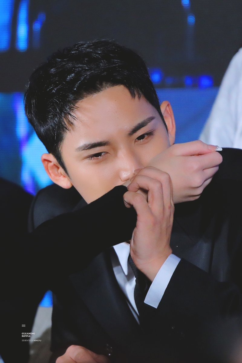 _gleamingripple's tweet photo. 240118 🖤,,, 
#민규 #세븐틴 #MINGYU #SEVENTEEN https://t.co/l4JYArkAJ4
