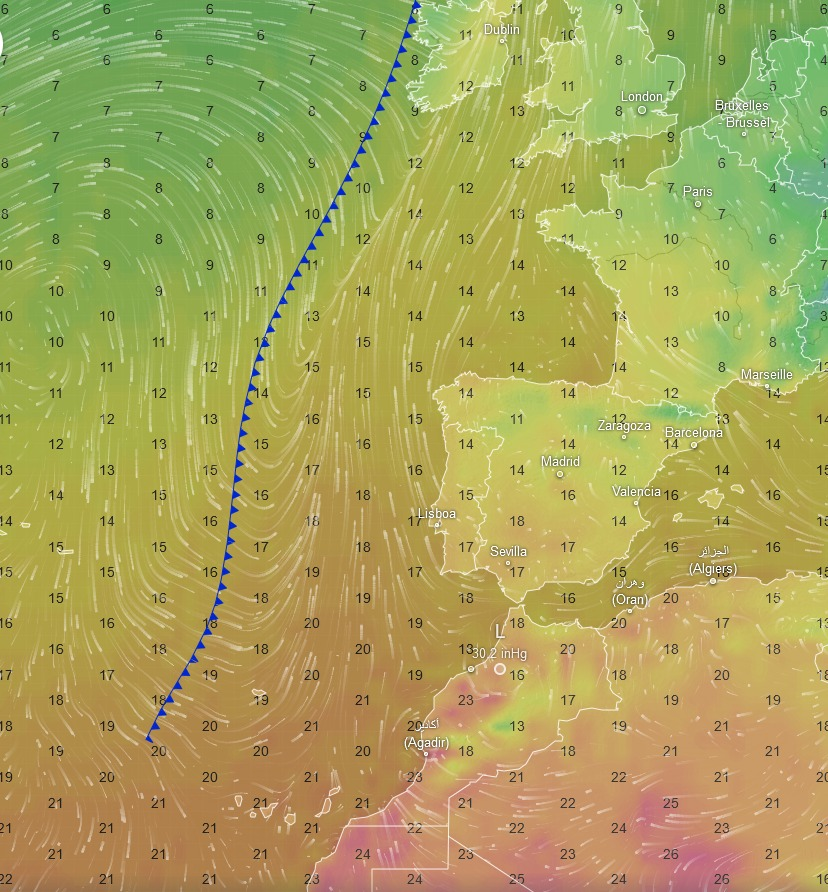 MigrantMothUK's tweet photo. A promising spell of weather from tonight (mostly Ireland) as mild air &amp; Saharan dust arrive from N. Africa. The mild air &amp; dust transfers east ahead of a cold front to Wales &amp; England on Sun &amp; Mon. Note cold temps away from west tonight &amp; north of cold front Sun/Mon. https://t.co/2PAIrUUwE9