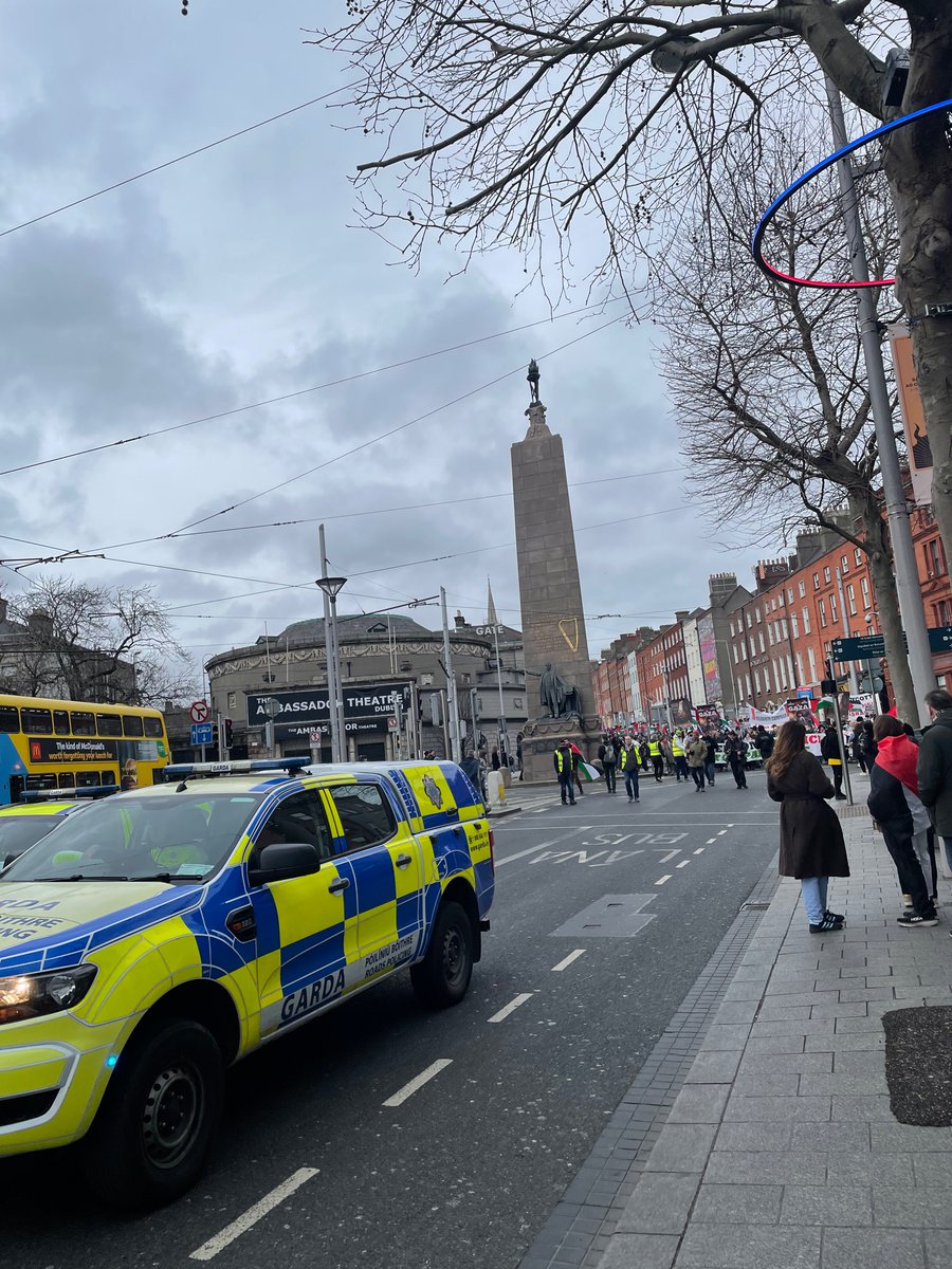 Free Gaza protest just locked off in Dublin expect delays #Protest #dublin