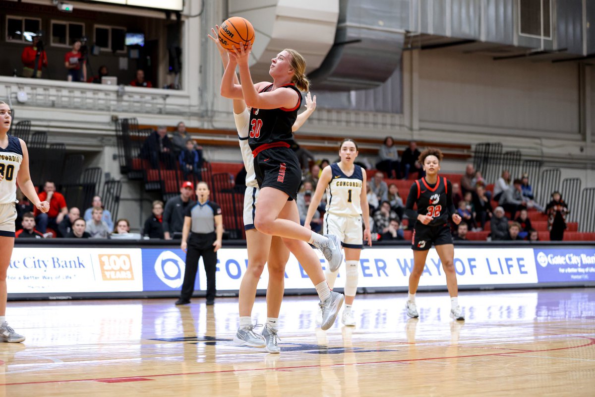 wags5now's tweet photo. #LetsGO #Dragons #MoreIn24 #oneteamonefight #LightItUp #burnitdown #togetherwewin 
❤️🖤🐉🏀💪
#focusstrengthdetermination #everyoneup 

🆚 Minnesota State University 
📍 Mankato, MN
⏰ 3:30 P.M. 
📊 https://t.co/FTWvog883h
🎥 https://t.co/6d9zO3AFlt…
📸 @theaverynelson https://t.co/Oej5qaDrgZ