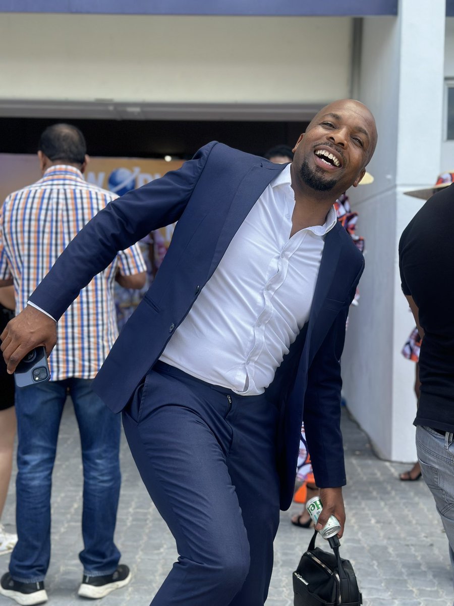 Zalebs's tweet photo. Inside the Cape Town Met.
#SunMet #WBScptMET2024 #WBScptMet https://t.co/C3MUEKmp6N