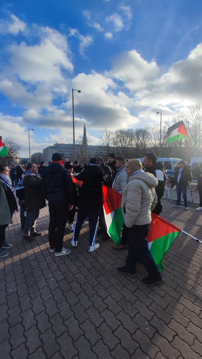 TinaconC's tweet photo. Polizei  in Berlin talking away palestinian flags in a demostration against the genocide https://t.co/BPM8FfQ0tQ