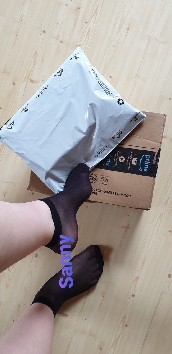 Sanny15194194's tweet photo. #amazonsub #amazonwunschliste #geldfetisch #zahlfetisch #geldsub #geldsklave #sockensub #schuhsub #wäschesub #zahlschwein #getragenewäschesub #fetischwäsche #duftsocken #stinkesocken #fetisch #Findom #fetischwäsche #duftsocken #duftfetisch #dirtysocks #fetish https://t.co/zWT2AQhTy4