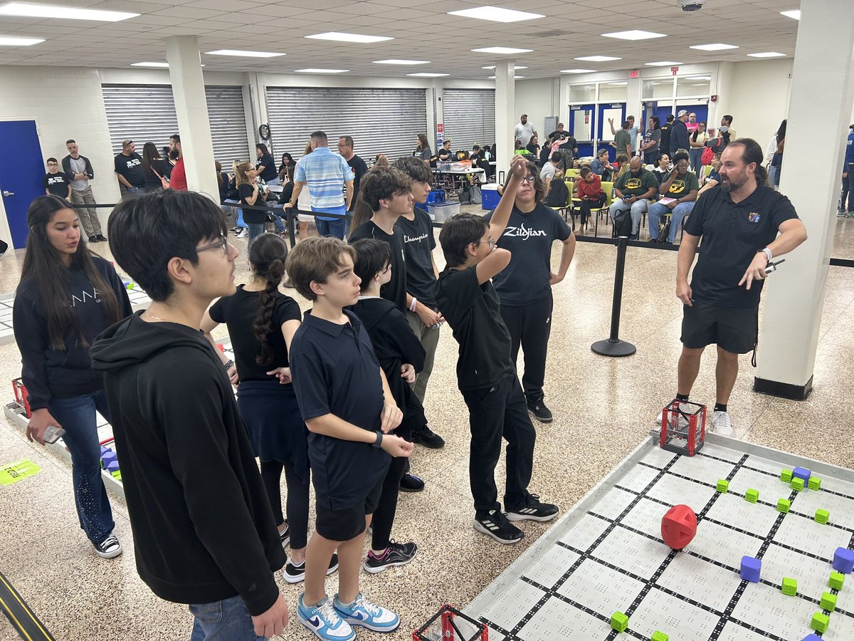 MDCPS’ Robotics Leaders tweet media