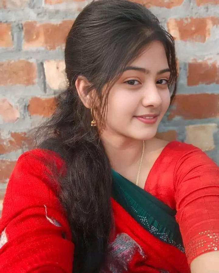 MushkanX's tweet photo. मुझसे कहता था तुम बहुत #सुन्दर हो फिर क्या....?😘

मैंने #ब्लॉक कर दिया #नजर थोड़ी लगवानी थी मुझे?
🙈🙈🤣🤣 https://t.co/Oh8eueWgf3