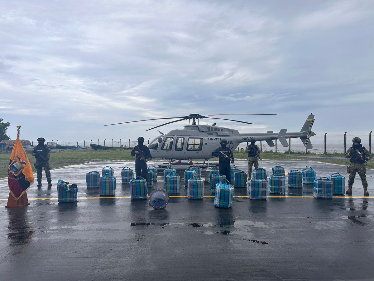 Fuerzas Armadas del Ecuador tweet media