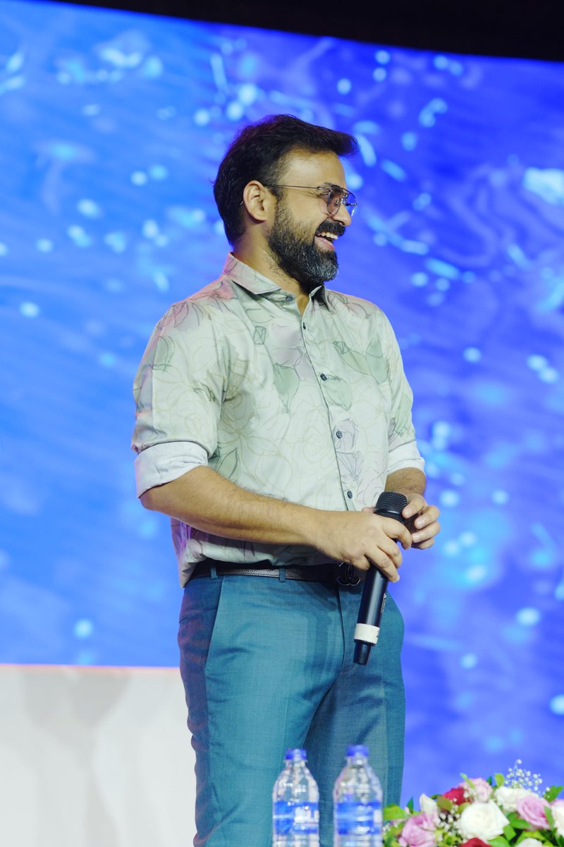 BW2_Events's tweet image. An illuminating evening, lit by Big Worldwide Events, was enriched by the presence of the genuinely kind and remarkably talented performer, the renowned Kunchacko boban.

#steelexevent #Steelex #bwe #bigworldwideevents #corporateevents #eventmanagement #KunchackoBoban
