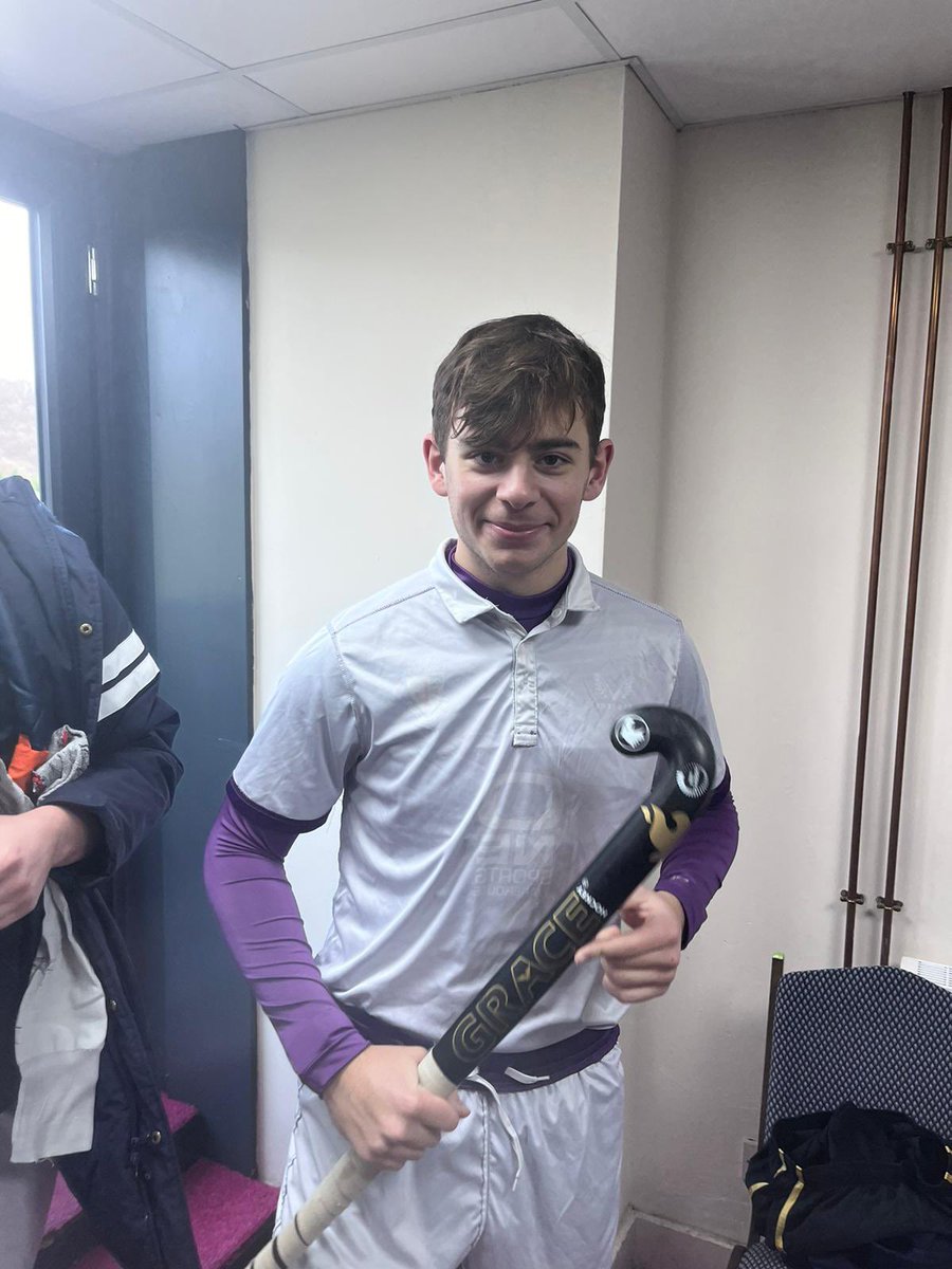 Durhamunihc's tweet image. The M3s win 3-1 in a sensationally smeggy game, despite playing 30 mins with 10 men on the pitch and Charlie Spitt turning up without kit

Mom: Eggsy
Dod: Britt
Scorer: Eggsy x3
Cards: Perkins x2, Brough, Fillip, Groves

#thefullplatbritch #hesonly14