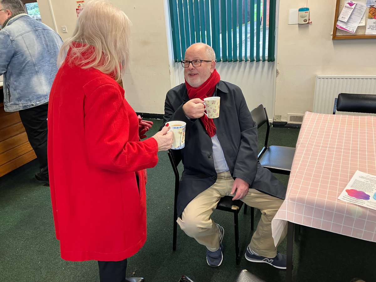 steveyemm's tweet photo. Always good to get to the Brookside Hall coffee morning and have a chat with #Mansfield folks about their priorities for our area ☕️ 💬 thanks to our @mansfieldlabour councillors for the great support in #Ladybrook https://t.co/SA4kxGHAda