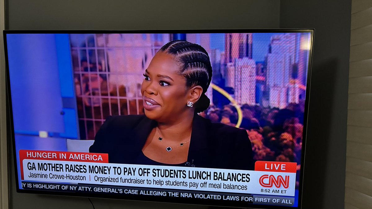 Great segment on @CNN w/@VictorBlackwell this morning w/@jasminecrowe about her incredible work to pay off students lunch balances. This is so tied to childhood hunger, food insecurity and food deserts! Bravo Jasmine! I see you!! 👏🏾👏🏾 And thanks Victor for lifting these stories!
