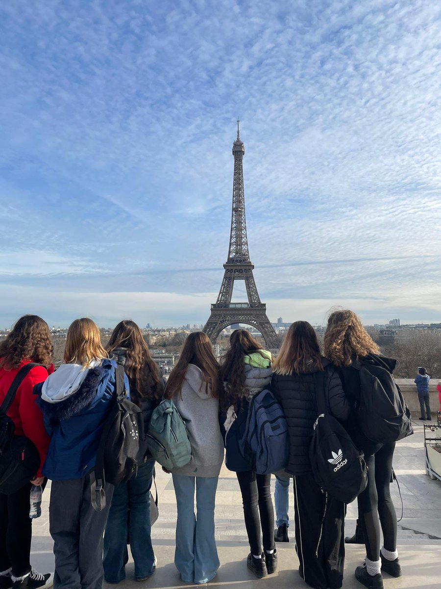 An amazing afternoon exploring le Tour Eiffel!