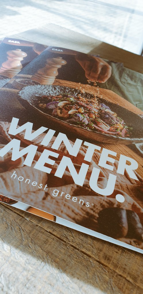 nuriblan's tweet photo. En el nuevo local de Honest Greens, #Madrid. Platos especiados, equilibrados y para todos. La calabaza asada con canela y tahini es uno de los que no puede faltar. Imágenes:
-Ternera chimichurri, shawarma de setas
-Honest salmon, morocco rice
-Honest poke, extra salmon https://t.co/POskVCRVWU
