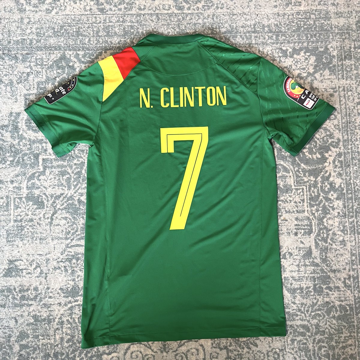 Cameroon 🇨🇲 Just in time for today’s round of 16 match between Nigeria and Cameroon, this beautiful piece arrived. Worn during the last #AFCON2021 by Clinton N'Jie, the smell of sweat is strong in this one…. #AFCON2023 More: worldshirts.net/post/cameroon-2