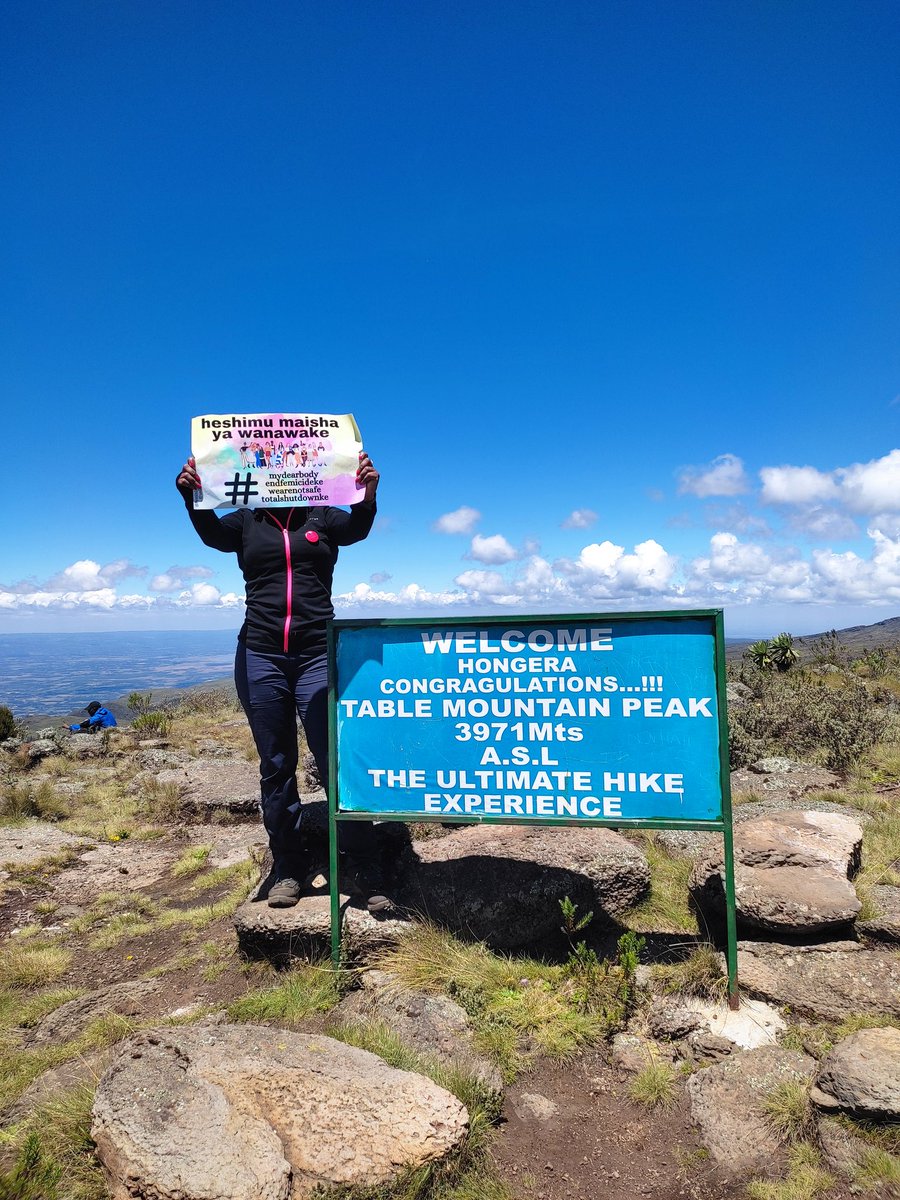 Marsha__hiker's tweet photo. I had really wished to attend the #TotalShutDownKE march, but I was on team lead duty, so I dedicated my hike today to the cause.
 14 kms, 6 hours, and 2 summits.

#EndFemicideKE https://t.co/wEHhUNYms7