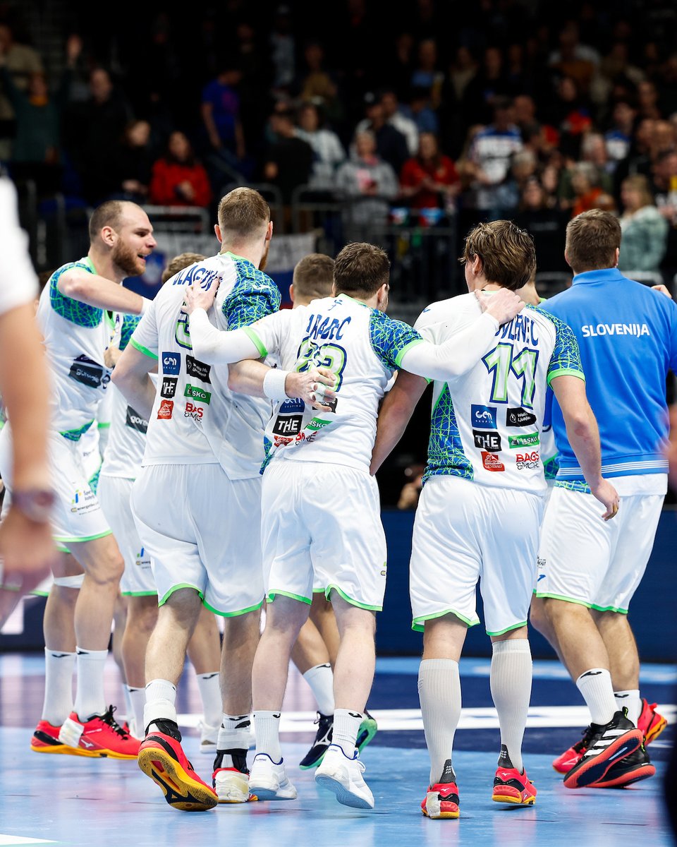 Žreb je odločil, da se bodo naši rokometaši za nastop na naslednjem svetovnem pomerili s Švico. Prva kvalifikacijska tekma bo na sporedu 8. ali 9. maja v Sloveniji, povratna tekma sledi 11. ali 12. maja v gosteh.🤾‍♂️🇸🇮

#miSlovenci