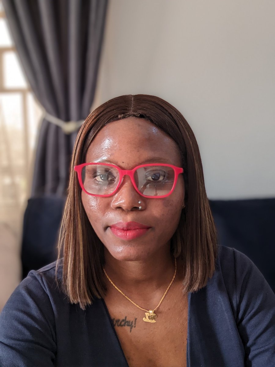 orisawithcolors's tweet photo. Hi, I am an optometrist and I have these frames for sale. They cost 15k each.
I sell two categories. There's the 7,5k-9k category and the 13,5k-15k category.
They are super durable and I can also fix your prescriptions in them  at very affordable prices.
Kindly retweet. Thanks! https://t.co/GvPZ6lRVB4