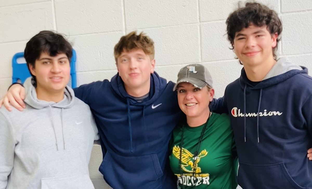 Alison Yates (@alisony8s) on Twitter photo I love living where I work! Seeing some of my former 6th graders at events always makes my day. These guys are seniors this year! As always, I am so grateful to <a href="/SVHSathletics/">SENECA VALLEY ATHLETICS</a> for what they do for our kids. <a href="/MCPS/">MCPS</a> <a href="/Cburg_Coyotes/">Clarksburg HS 🐺</a> I love living where I work! Seeing some of my former 6th graders at events always makes my day. These guys are seniors this year! As always, I am so grateful to <a href="/SVHSathletics/">SENECA VALLEY ATHLETICS</a> for what they do for our kids. <a href="/MCPS/">MCPS</a> <a href="/Cburg_Coyotes/">Clarksburg HS 🐺</a>