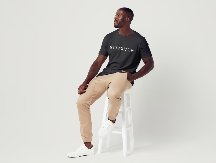 LPC_designs's tweet photo. ¡¡¡NUEVA CAMISETA MOLONA!!!
-VIEJOVEN-
https://t.co/1Oe8pKxexo
Iñaki ya no es un chaval y hoy está un poco cansado, lleva mal la resaca de los domingos.

#camiseta #latostadora #moda #estilo #viejoven #ropa https://t.co/iMx3mSt4Bt