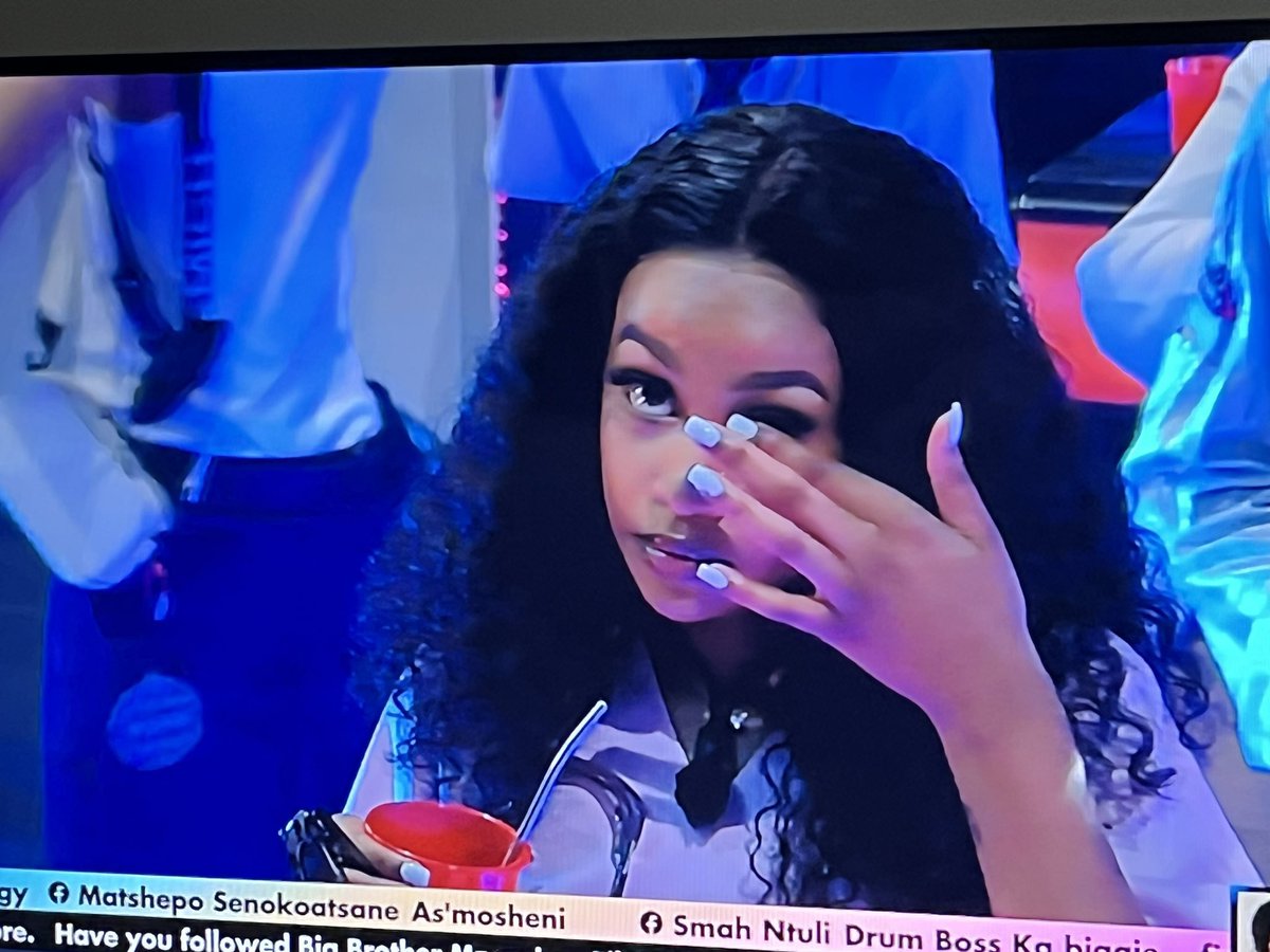 _phophoh's tweet photo. Please like and repost if you love Zee  #bbmzansi https://t.co/ffGOI6QklQ