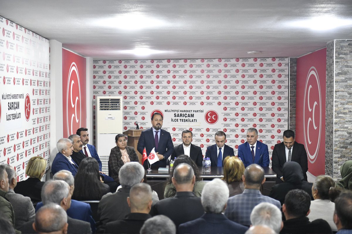 avbilaluludag's tweet photo. Cumhur İttifakı ortağımız Ak Parti Adana İl Başkanı Ozan Gülaçtı bey, Adana Büyükşehir Belediye Başkan Adayımız Fatih Mehmet Kocaispir bey, Ak Parti Sarıçam İlçe Başkanı Bayram Özdemir bey ve MHP Sarıçam ilçe Başkanımız Eyüp Akbulut bey ile birlikte Milliyetçi Hareket Partisi Sarıçam İlçe Başkanlığımızda bir araya geldik.

İlçe Başkanlığımızla birlikte, Adana’mız ve Sarıçam’ımız için ortak bir yol haritası çizme amacıyla istişarelerde bulunduk.