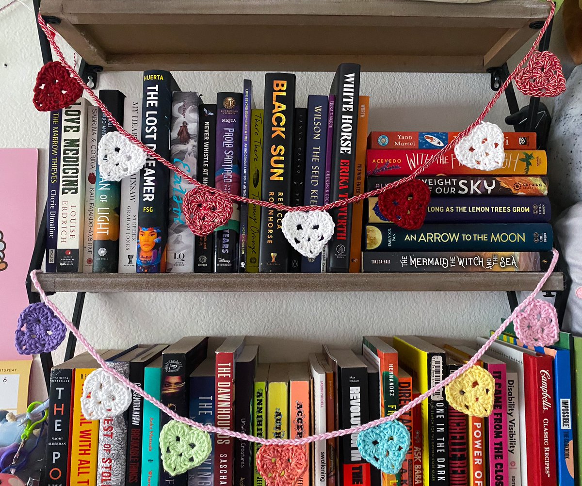 bedheadlounge's tweet photo. Happy Saturday ☀️

Support a queer owned small business &amp; help me between jobs. I start my new job on the 1st &amp; am only 3 orders away from my goal of 50 orders on my own website

Use code JAN30 for 30% off all orders placed in January

Tons of handmade accessories &amp; home decor https://t.co/m6OY6oCgCI