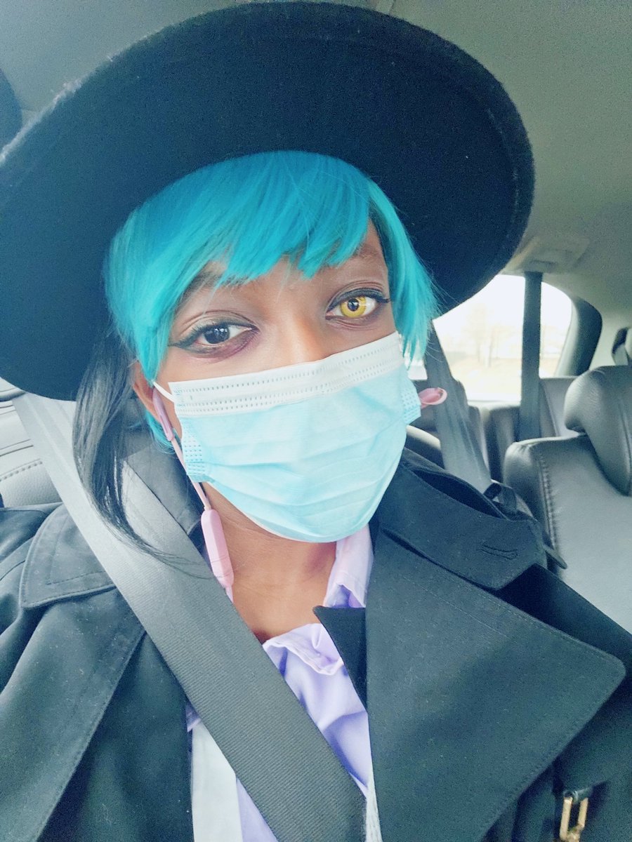 vampireprelude's tweet photo. Going to #uchicon 2day, had to be my favorite #twst #twistedwonderland silly billy https://t.co/sUqNCxPnZh