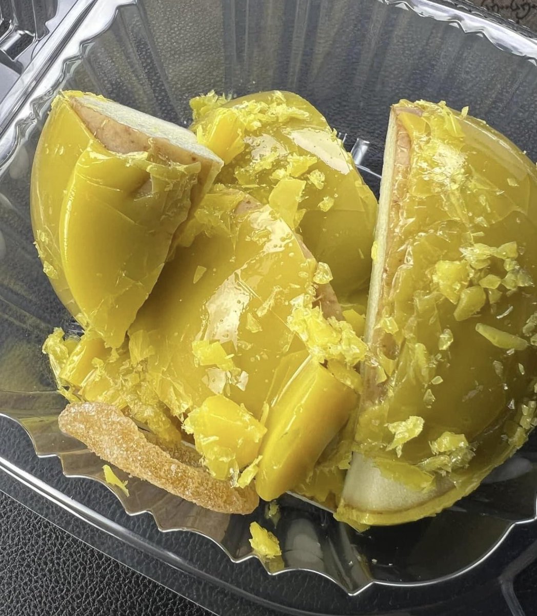 Splashystackss's tweet photo. Y’all eating candied potatoes?🤔 https://t.co/3E45y2MVHE