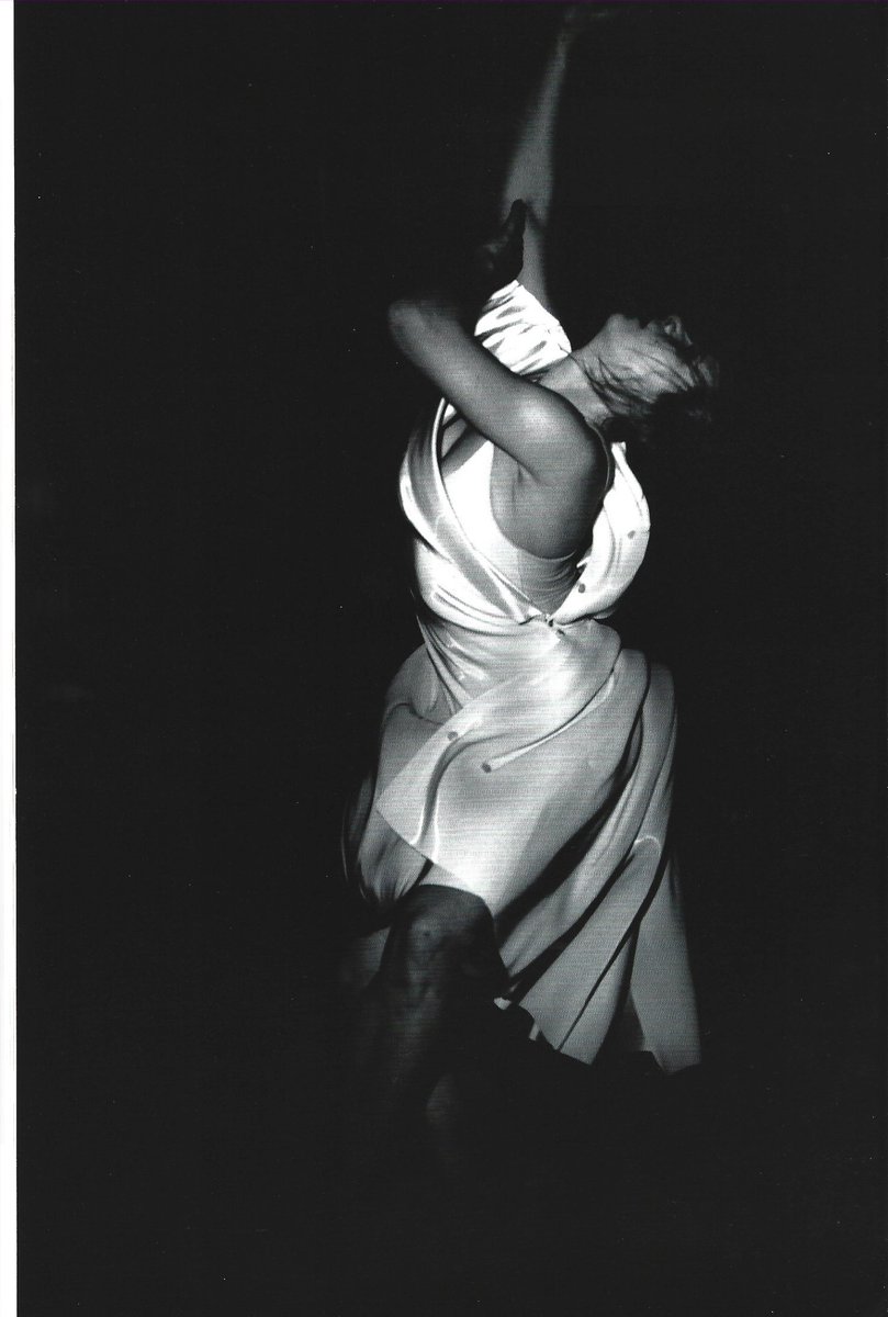 ouioui001's tweet photo. Issey Miyake Taschen (scan) https://t.co/LIwTx6IYFp