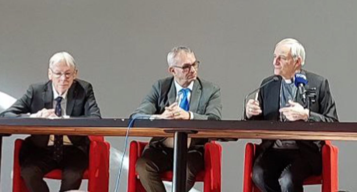 Vincenzo Varagona (@vivar) on Twitter photo A #cagliari la giornata <a href="/UcsiSocial/">Ucsi Social</a> di #sanfrancescosisales con il presidente <a href="/UCSCEI/">@CEI</a> @MatteoZuppi e il segretario generale #giuseppebaturi. Con loro si chiude il primo #giroditalia in presenza in tutte le regioni. A #cagliari la giornata <a href="/UcsiSocial/">Ucsi Social</a> di #sanfrancescosisales con il presidente <a href="/UCSCEI/">@CEI</a> @MatteoZuppi e il segretario generale #giuseppebaturi. Con loro si chiude il primo #giroditalia in presenza in tutte le regioni.