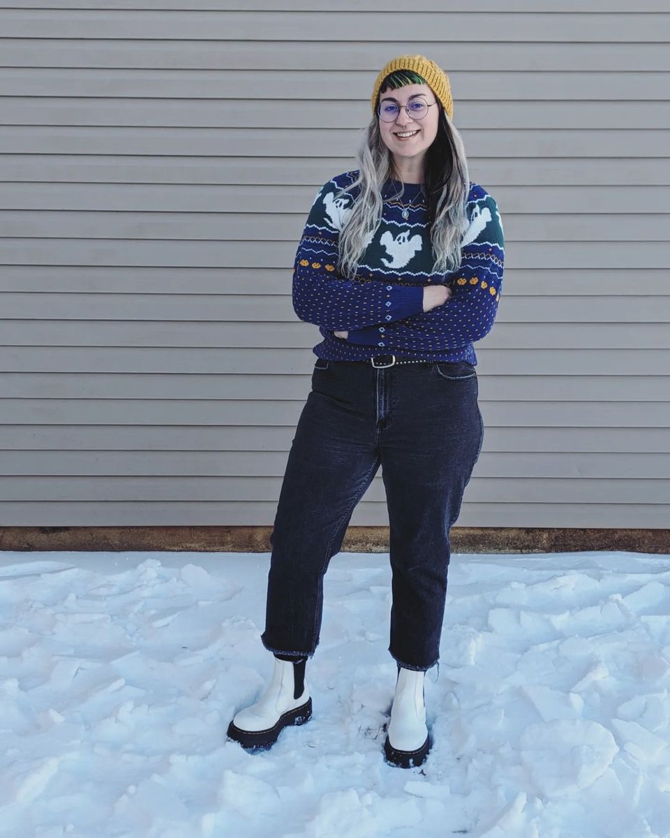 ModCloth's tweet image. Creeping it cozy on a snow day 👻 @spooky_rainbow_ghoul in the Happy Hauntings Faire Isle Sweater 
bit.ly/3sZo4La

#winterfashion #sweaterweather #coldweatheroutfits #faireislesweaters #modcloth