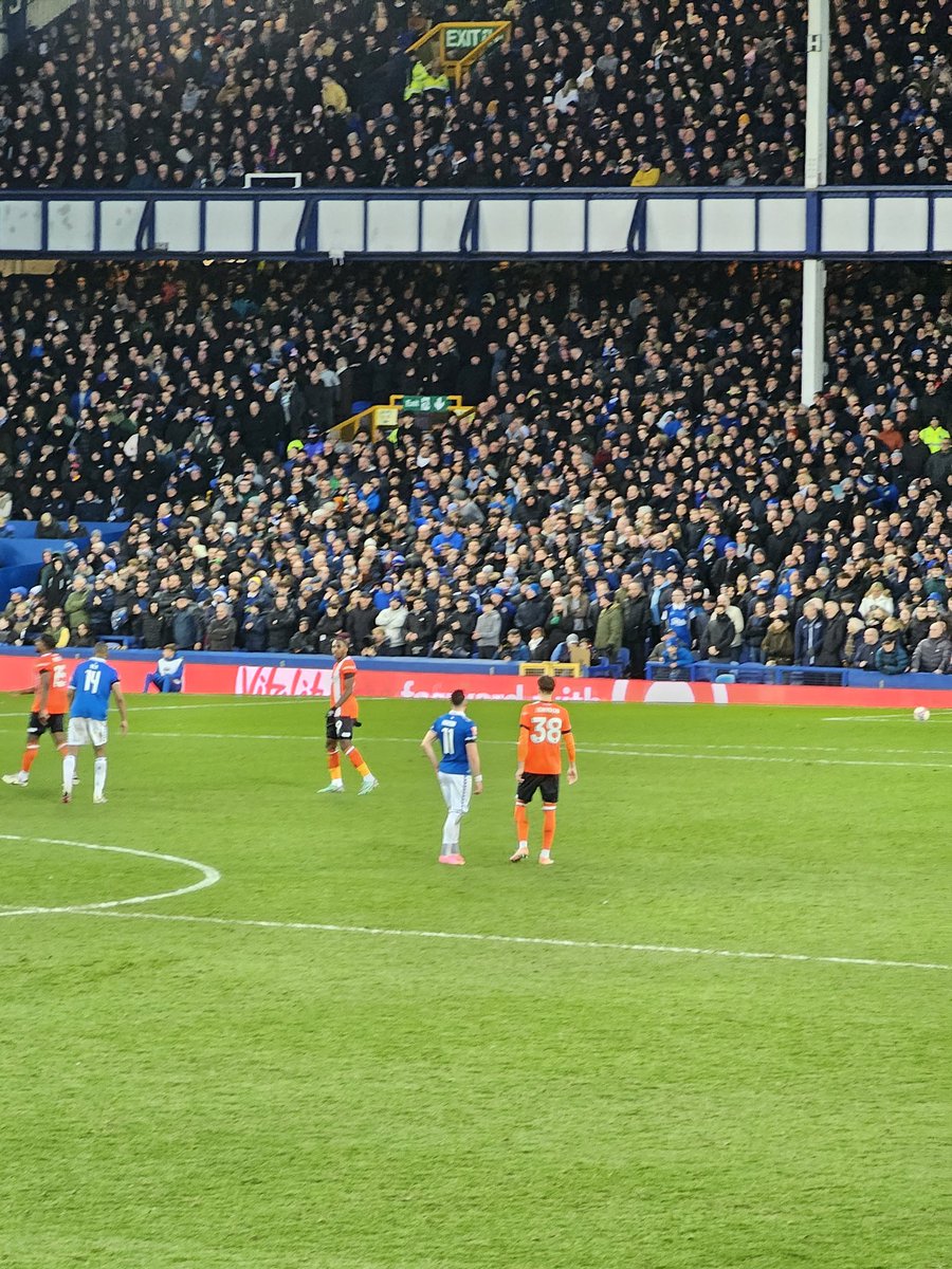 KatLTFC's tweet photo. We are Luton Town #EVELUT https://t.co/jLQ7OQCtJa