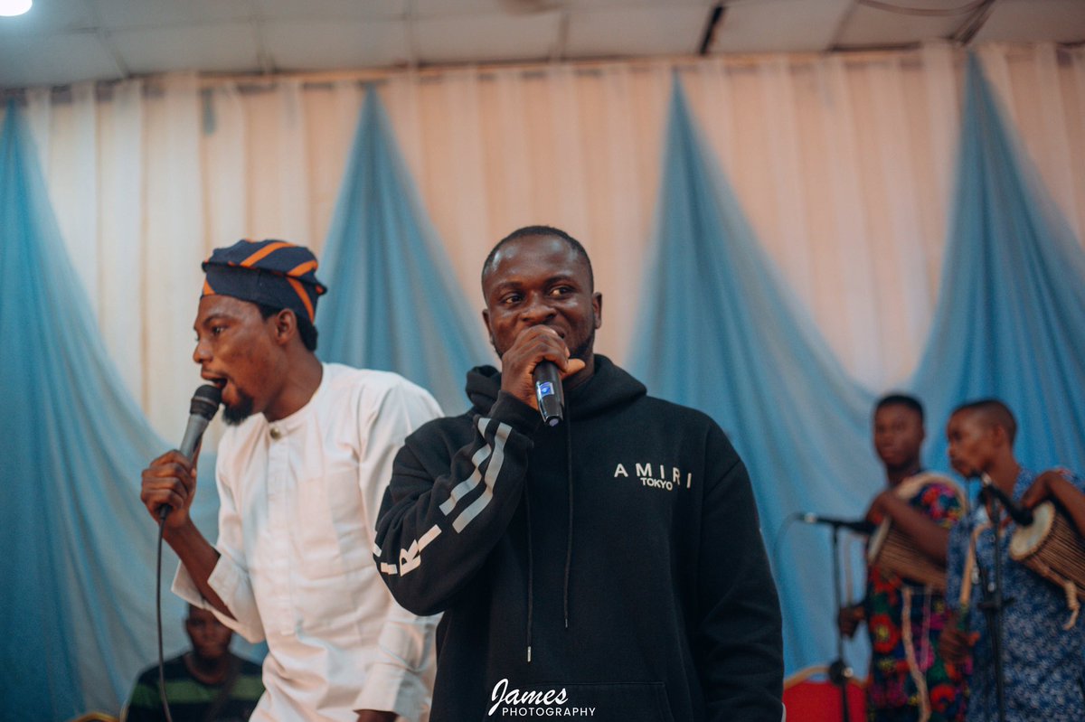 jamesphotogra__'s tweet image. Music band for Owanbe fete &amp;amp; Award Ceremonie 🔥🔥🔥 

#owanbefete
#classquintessia
#classinvicta
#redcamera