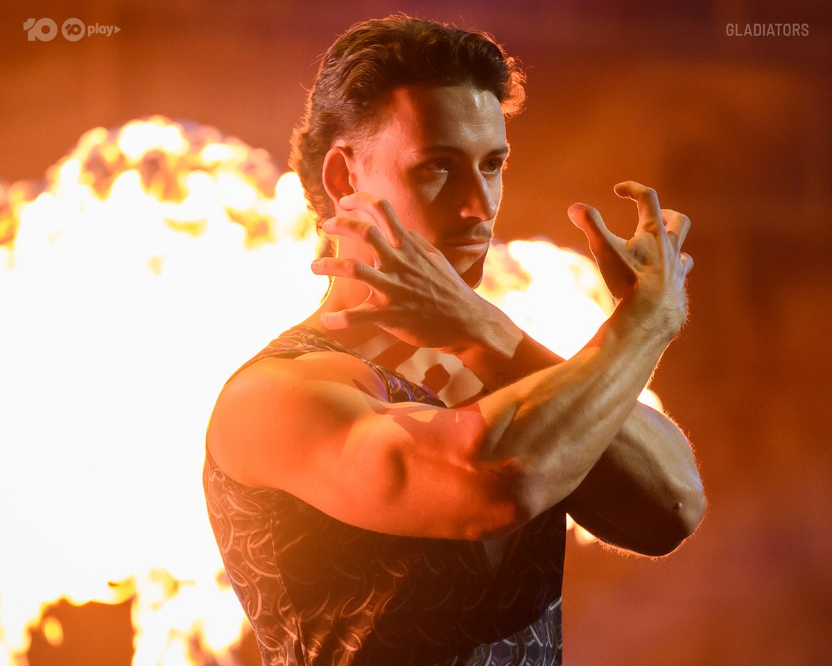 GladiatorsAU tweet media