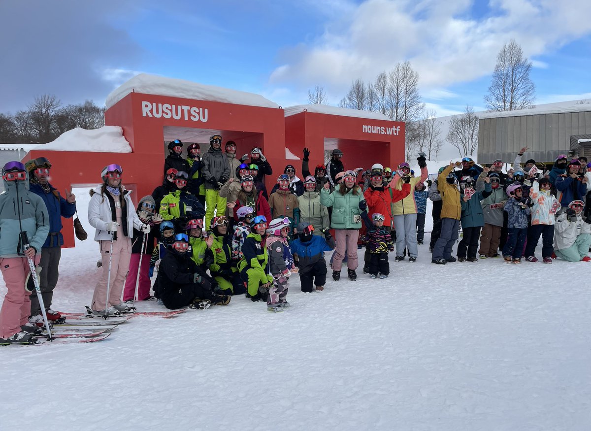bigshottoyworks's tweet photo. People, Places and Things.... amazing activation this month at the world famous @rusutsuitter_en ski resort by the @AlpsDAO crew. This is great! Congrats to the whole @nounsdao community around the world for dreaming big and delivering bigger! #noggleseverywhere #passthenoggles https://t.co/QmKkXxSWof