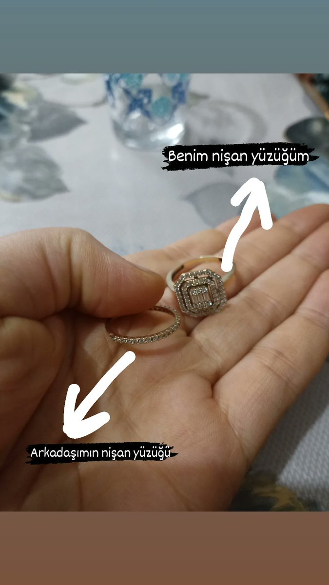 Benim nişan yüzüğüm vs arkadaşımın nişan yüzüğü 😁