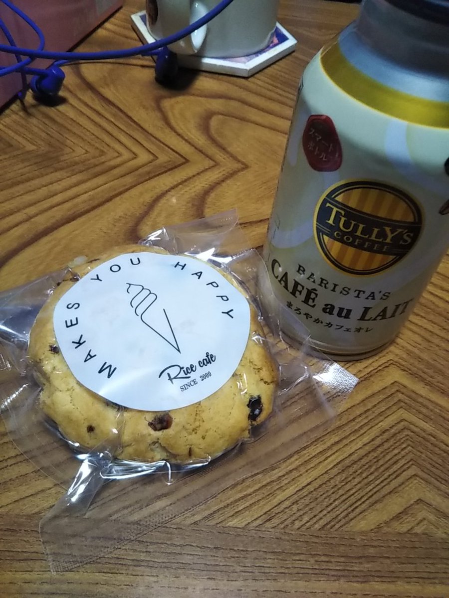 or_hadao's tweet photo. きんぐフェスありがとうございました。きんぐさんへの愛が溢れた素敵なイベントでした。
スネア(常設)の音が気持ちやかったえす🤤🎉

#きんぐフェス https://t.co/6hQcDk3jpG