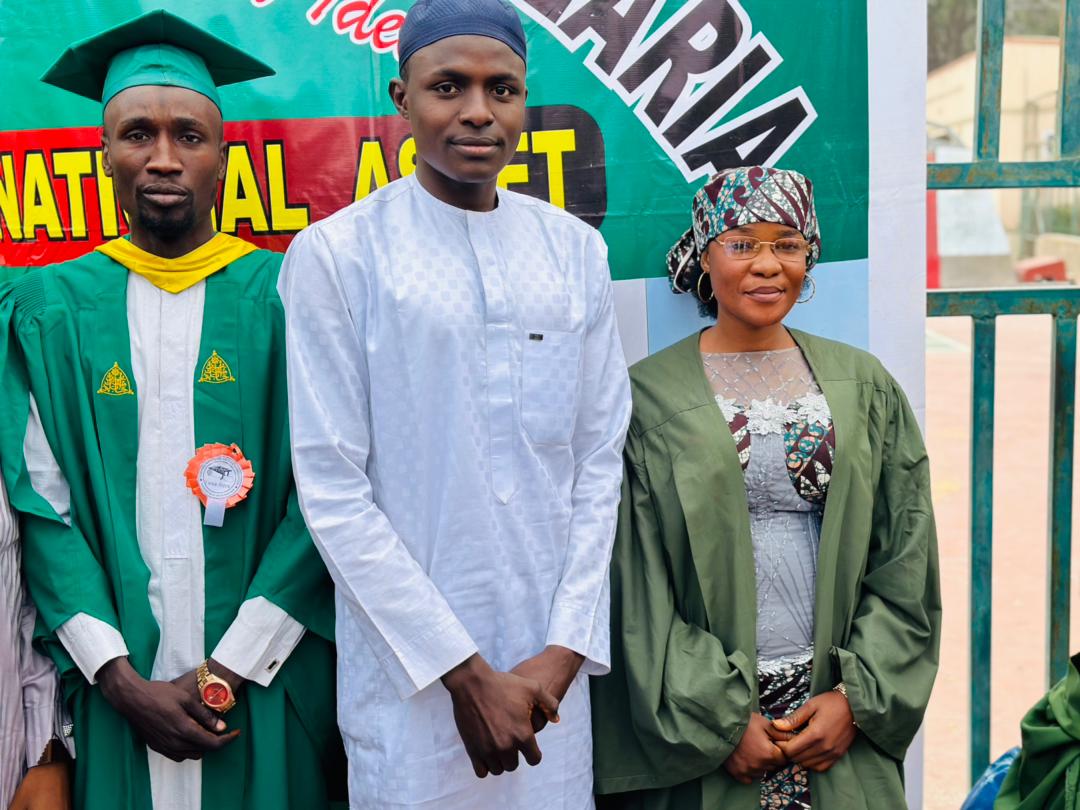 #ABUConvocation2024 Alhamdulillaah! Now I'm official Alumnus of Ahmadu Bello University 🎓, Zaria. Please say a prayer for me. 🙏