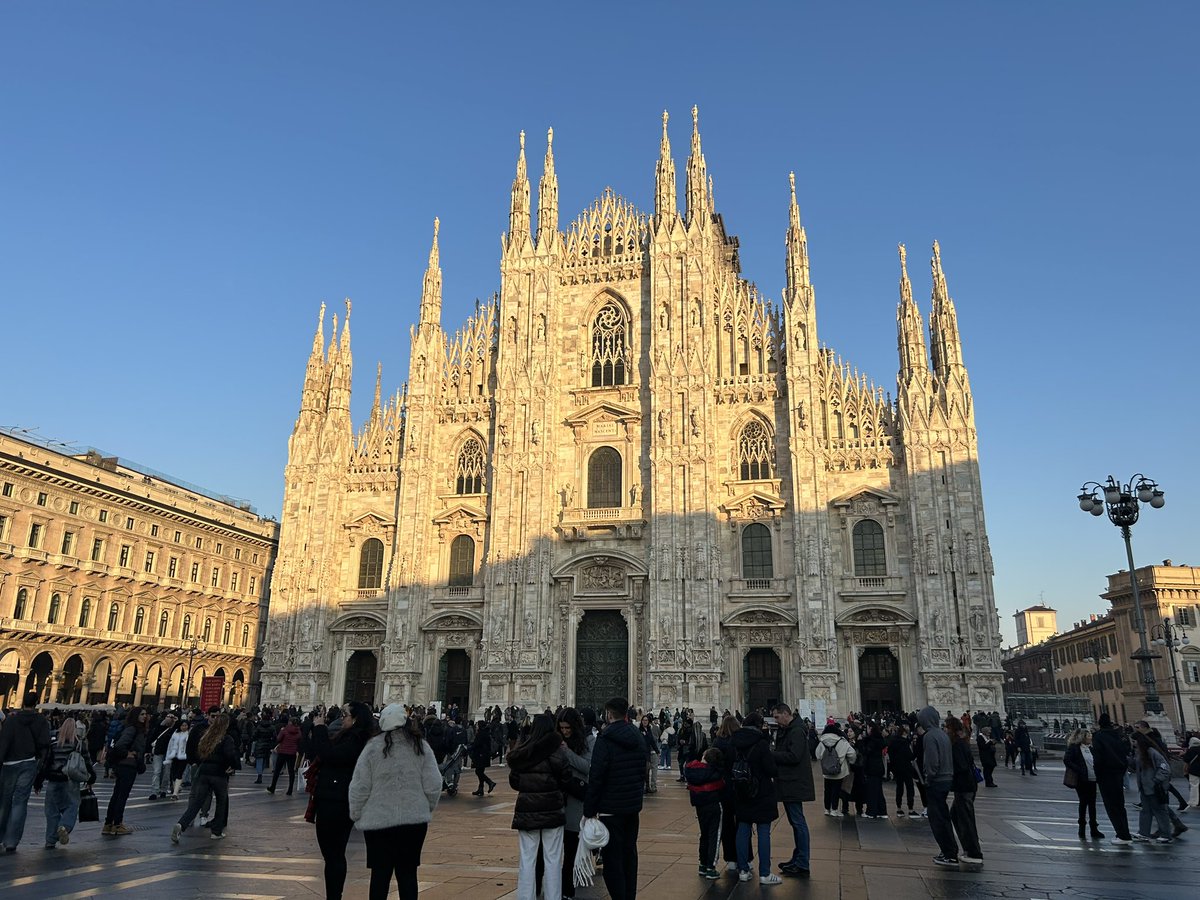 FTLOBPod's tweet photo. Doppio Malto in Milano 🇮🇹 🍻 https://t.co/WNELlD14lt